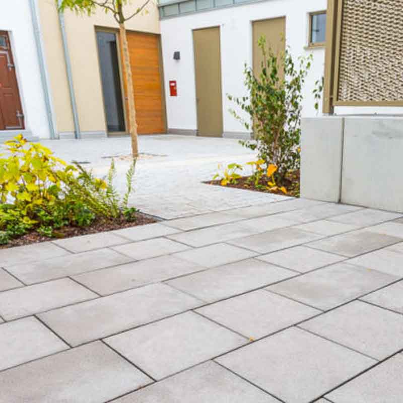 Kreative Pflasterbau-Tätigkeiten von der Viasto GmbH aus Straubing